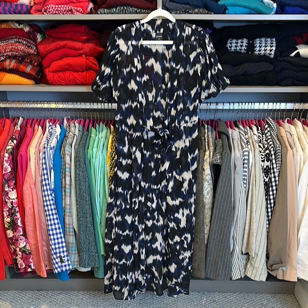 Express navy/ivory print tie front duster size S/M